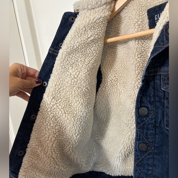 Gap Kids Sherpa Lined Denim Jacket Size XL (Youth 12) | fall | winter | cozy | - Picture 3 of 5